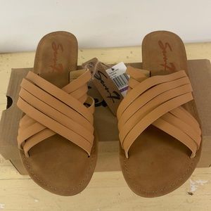 Brand new Seven7 woman’s sandals. Size is 7.